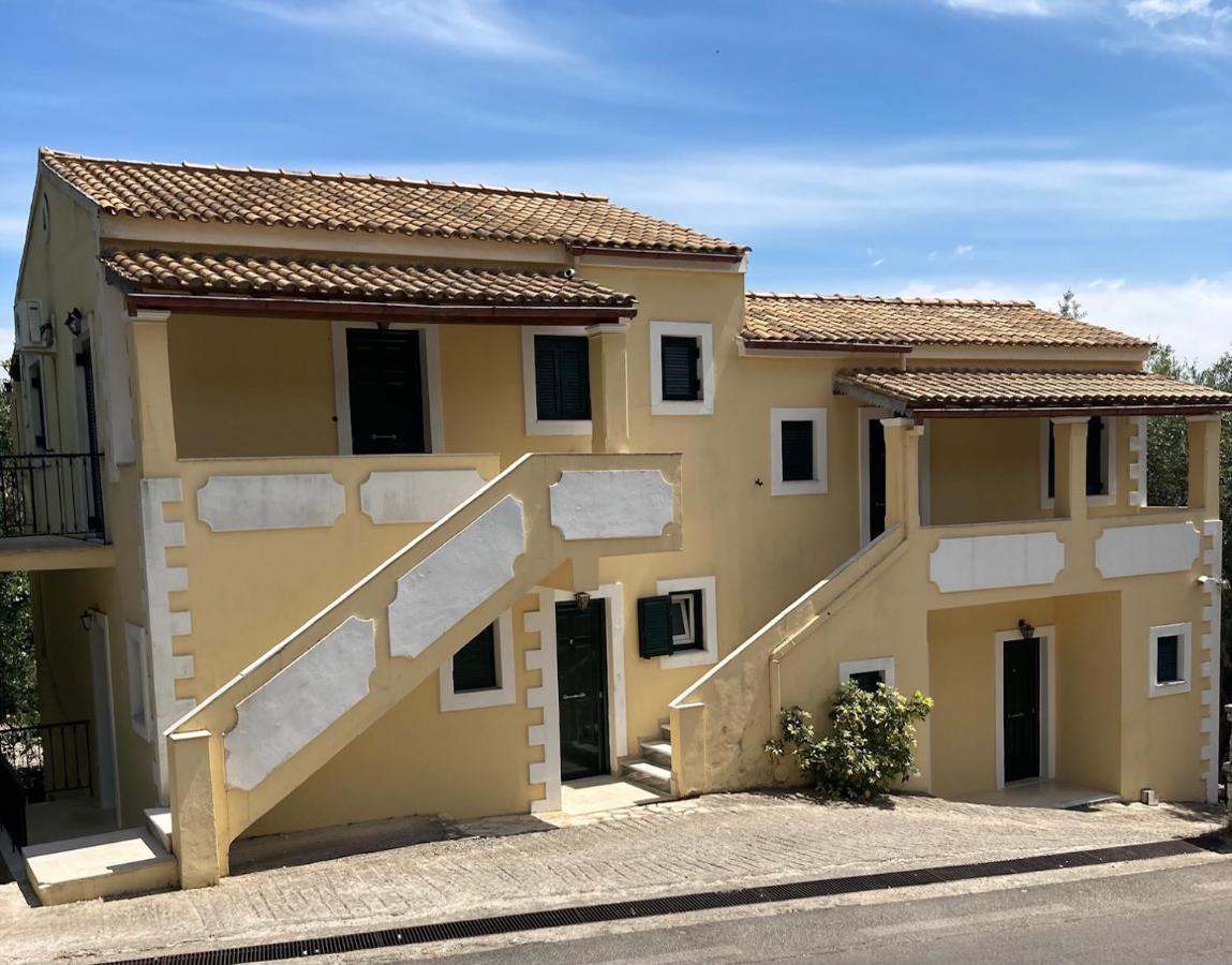 Aliki'S Comfortable Holiday Apartments-Great Location ニサキオン エクステリア 写真