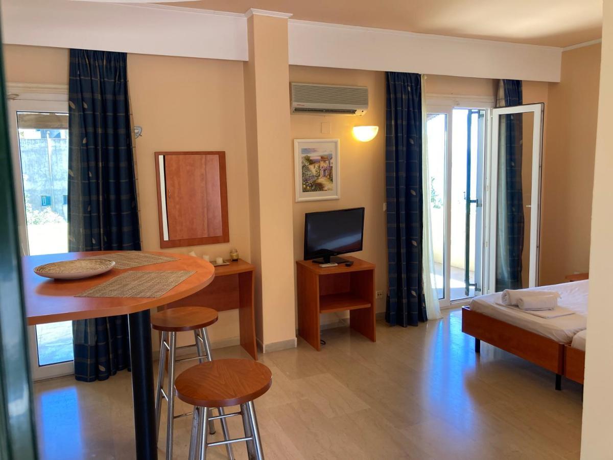 Aliki'S Comfortable Holiday Apartments-Great Location ニサキオン エクステリア 写真