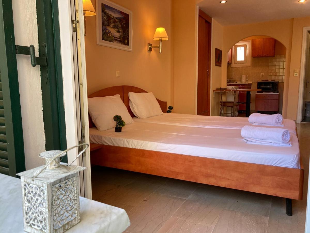 Aliki'S Comfortable Holiday Apartments-Great Location ニサキオン エクステリア 写真
